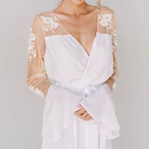 NWT Beautiful Bridal robe by Robed With Love - Hildy Rose size 1X white